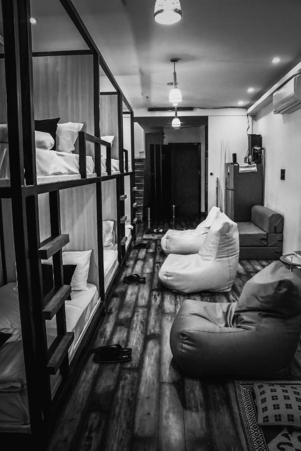 Luxury Bunk House Hostel *