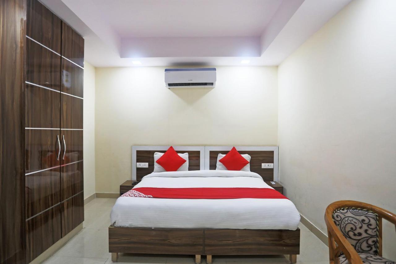 Rampal Palace 3* New Delhi