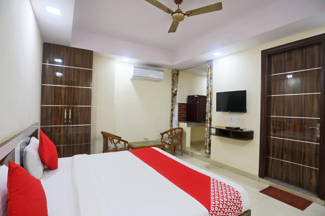 Hotel Rampal Palace New Delhi
