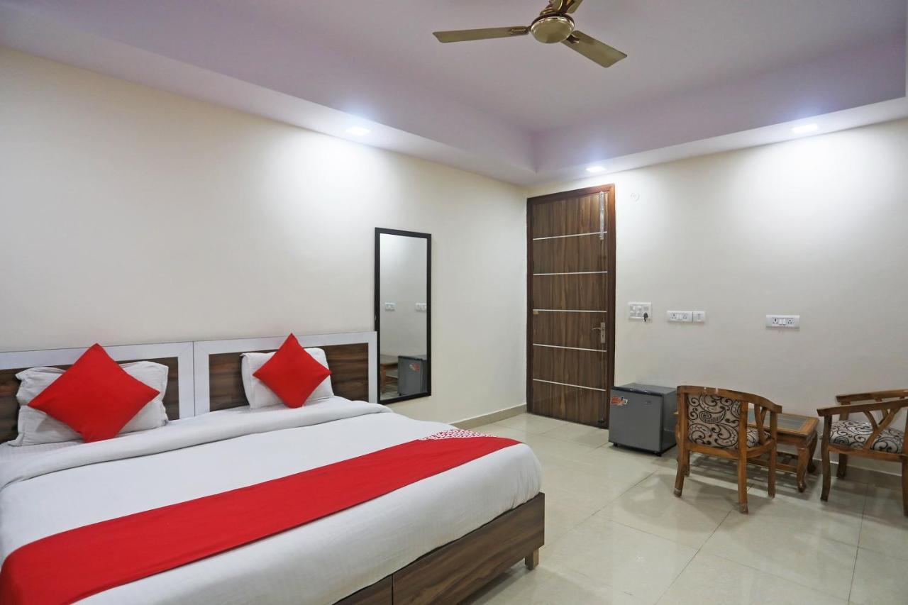 Rampal Palace Hotel