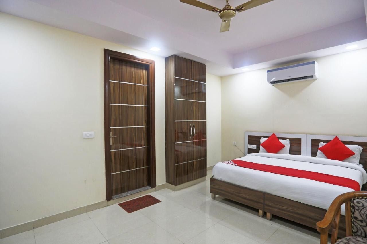 Rampal Palace Hotel 3*