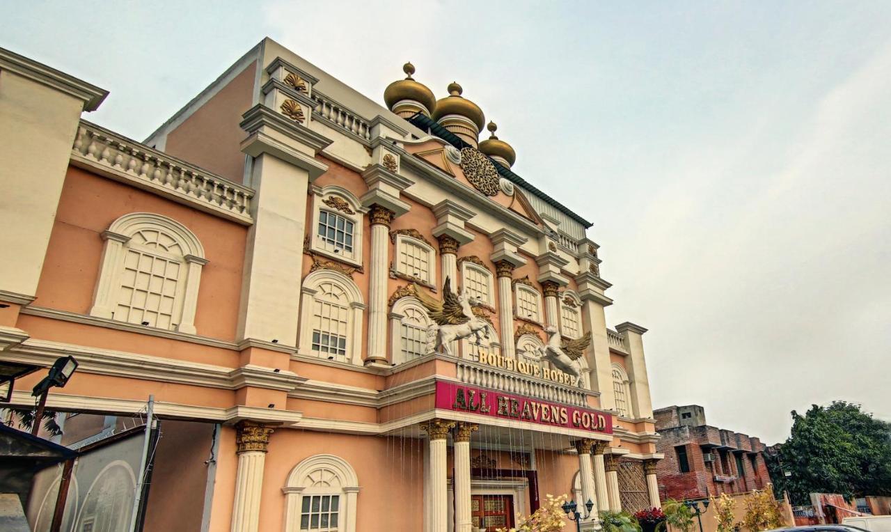Heavens Gold 3* New Delhi