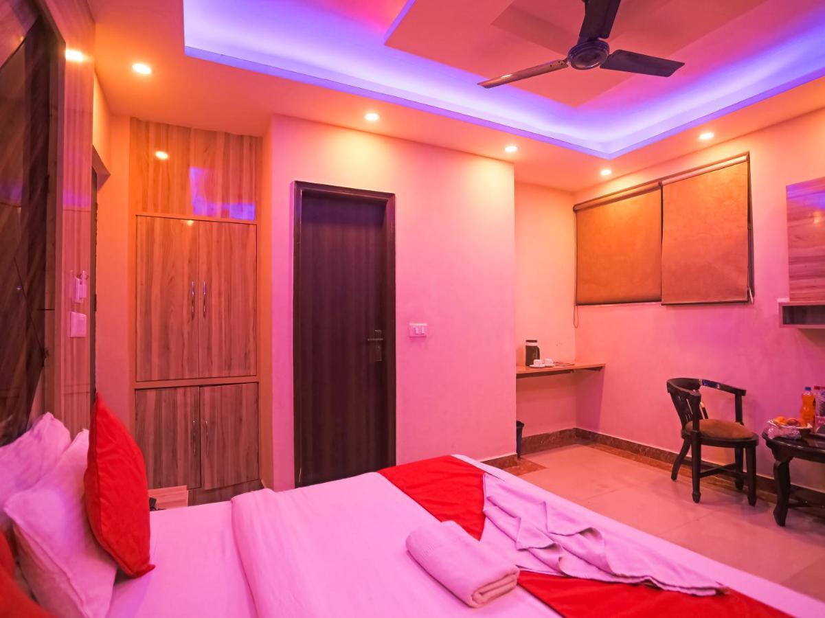 Luxury Hotel 3*