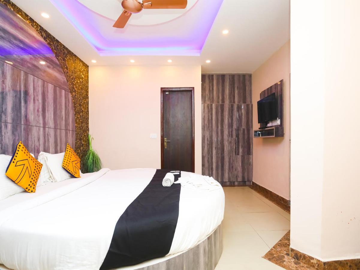 Luxury Hotel