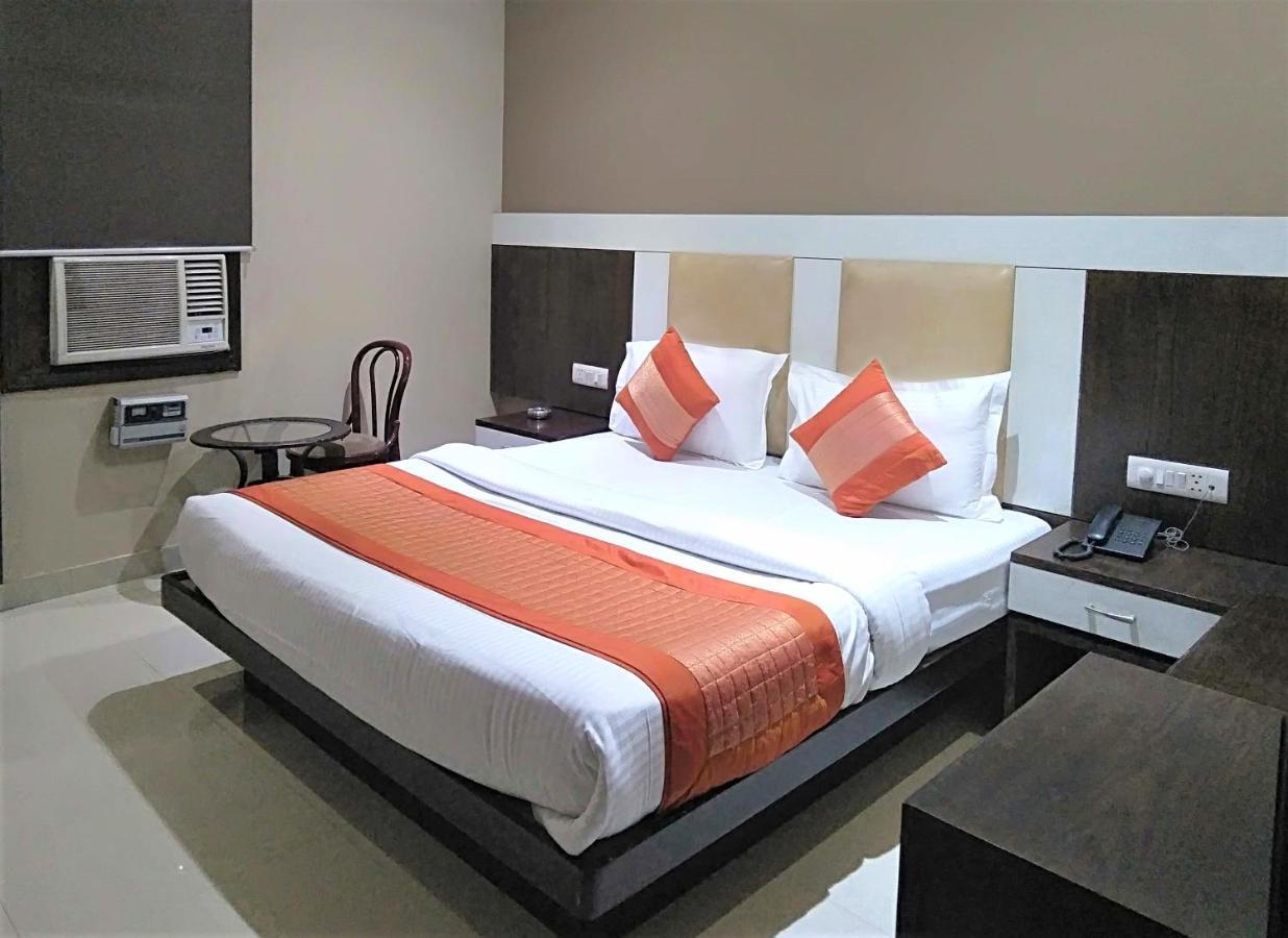 Raj Mahal 3* New Delhi