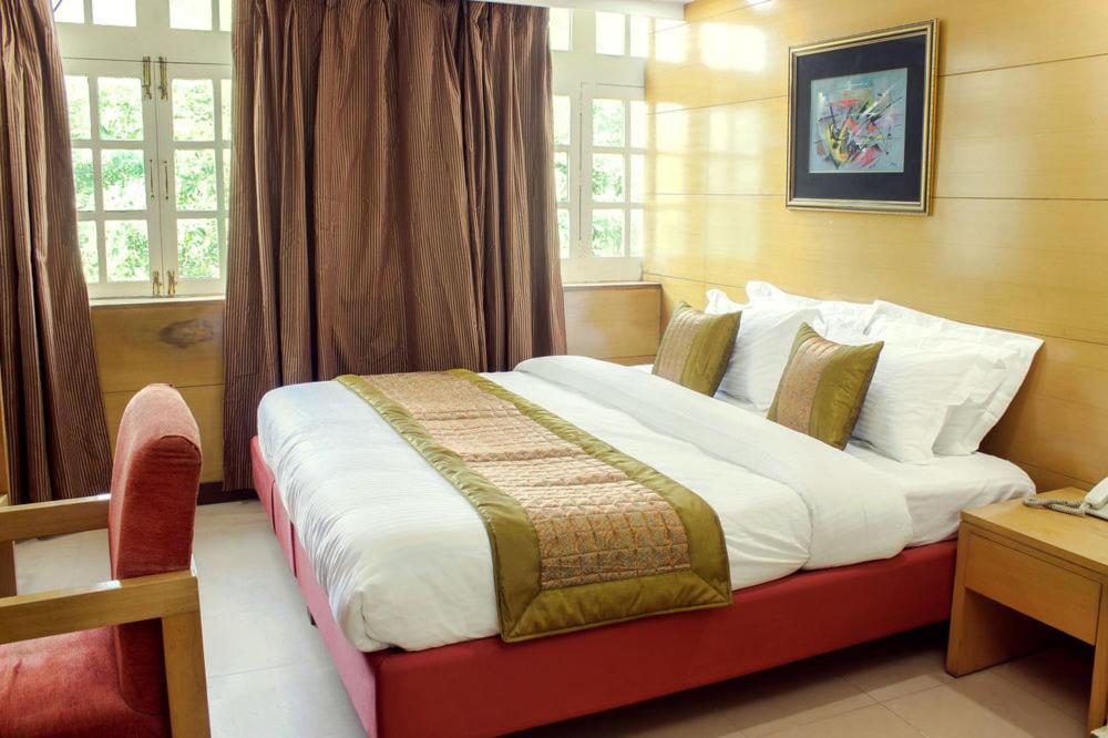 Hotel Daffodils New Delhi