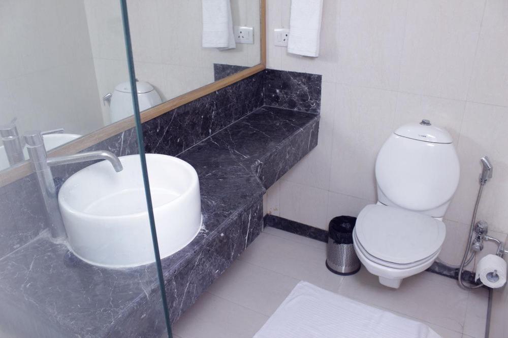 Daffodils Hotel New Delhi