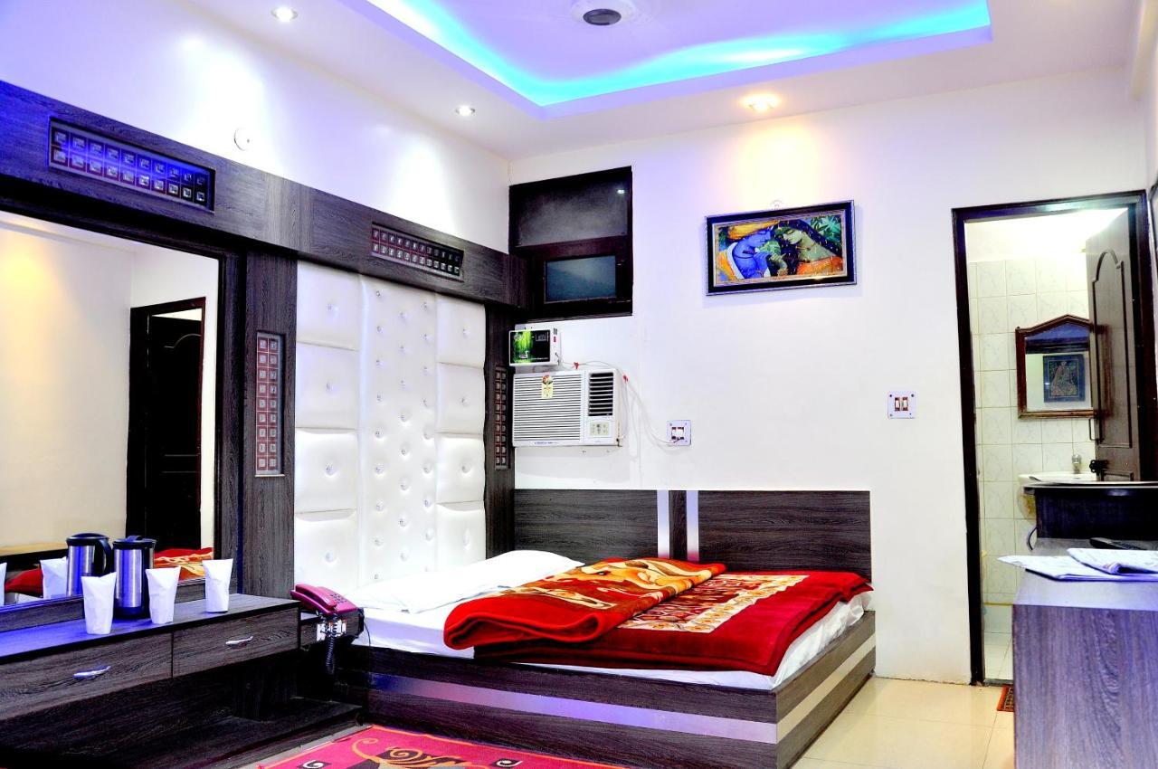 Peace Point - 1 Min Walking Distance From Station 3*