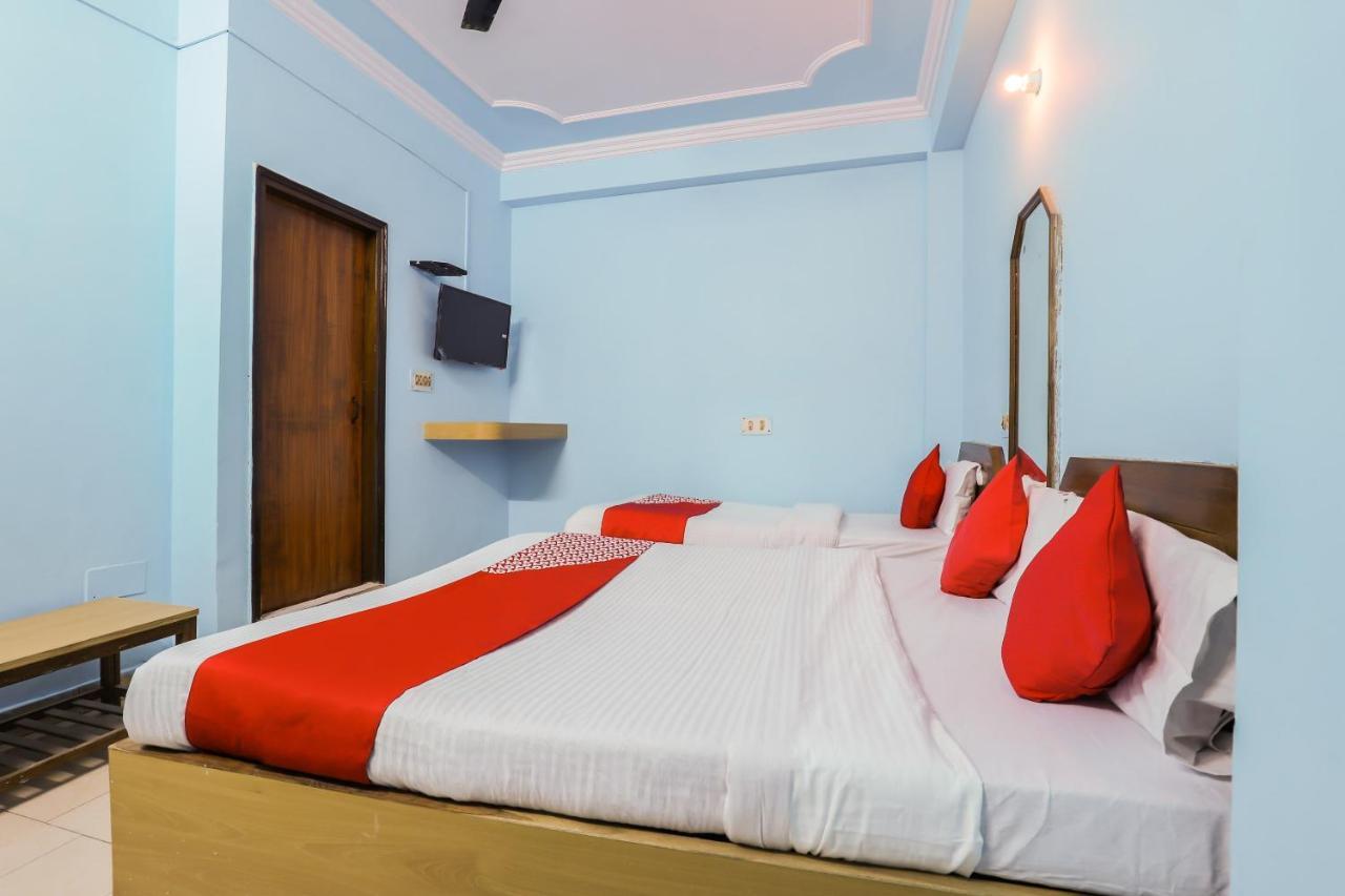 Oyo 69602 Raj Hans Dx Hotel New Delhi