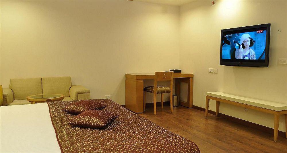 Hotel Almondz Nova Deli