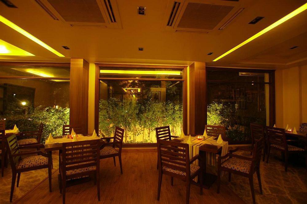 Hotel The Orion - Greater Kailash New Delhi
