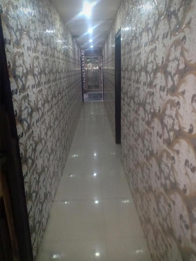 The Caves Near Igi Airport 3* Nova Deli