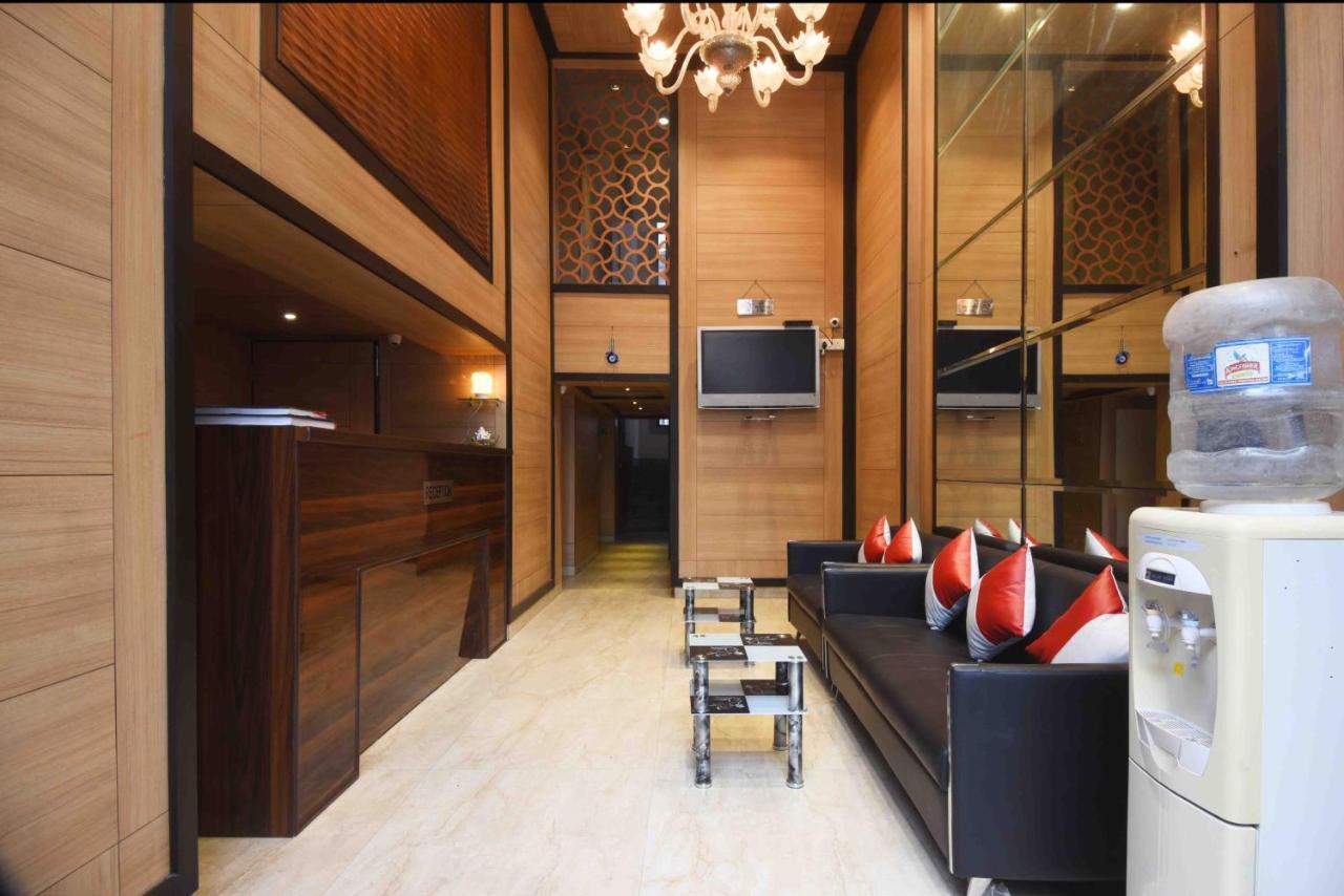 Royal Grand - Opposite Axis Bank East Patel Nagar Hotel New Delhi