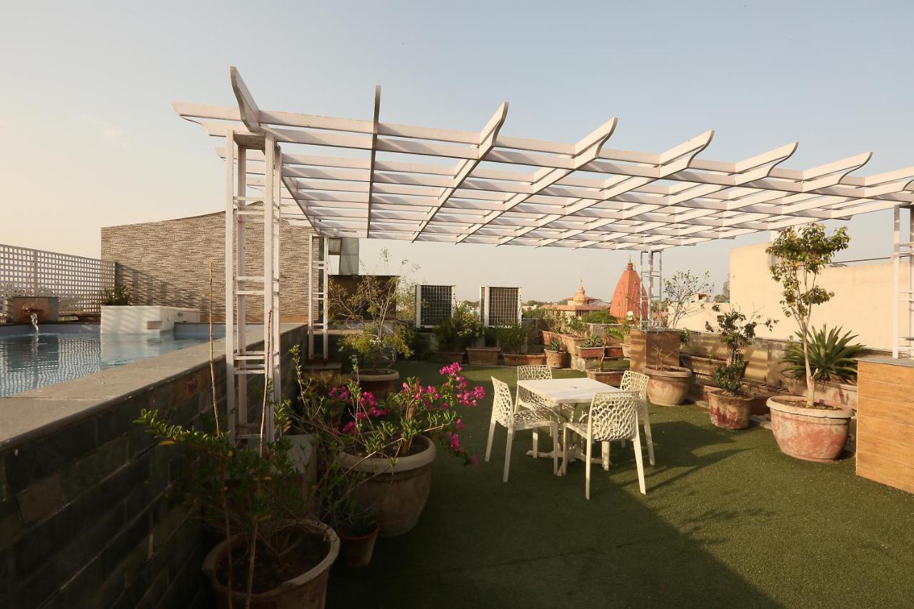 Lotus Airport Hotel, 3* Delhi (National Capital Territory of India)