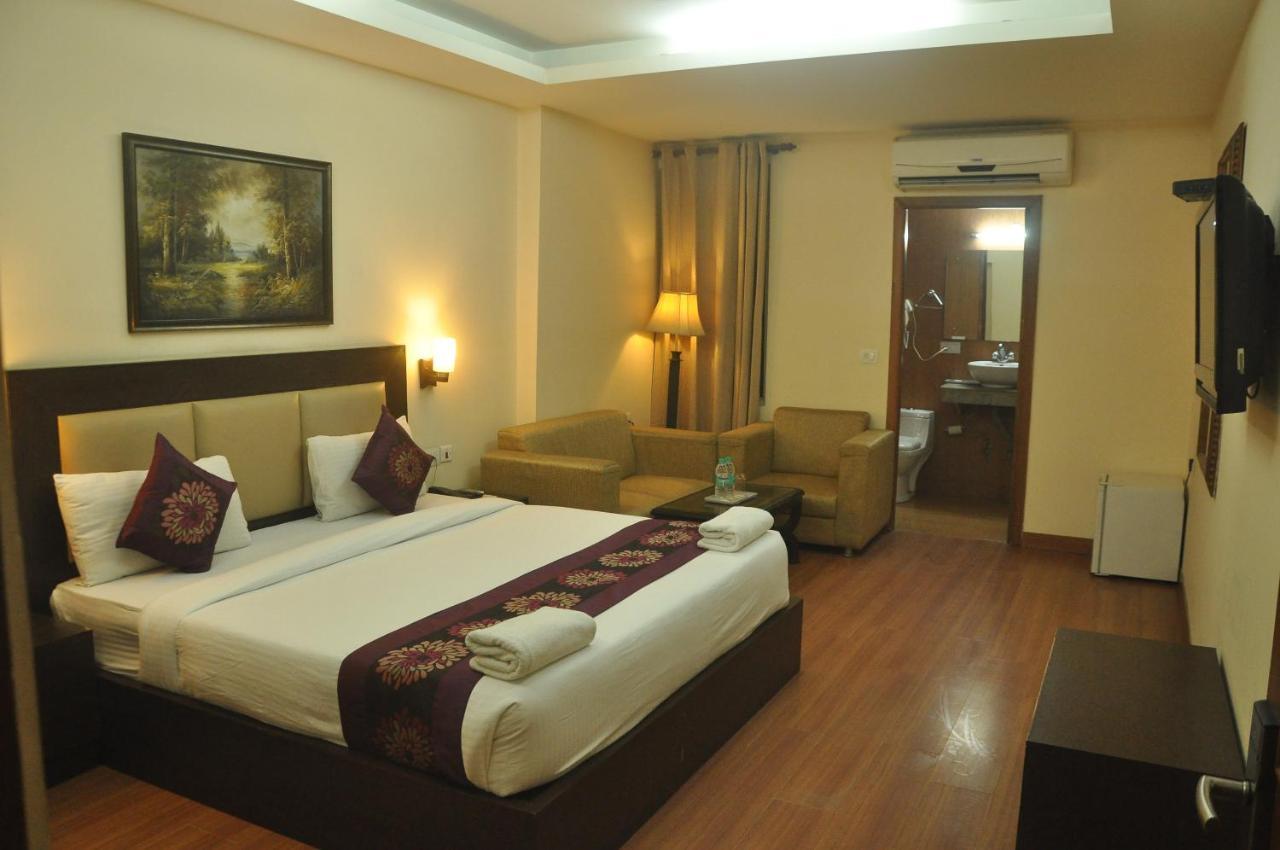 The Lohmod - Near Delhi Airport 4* New Delhi