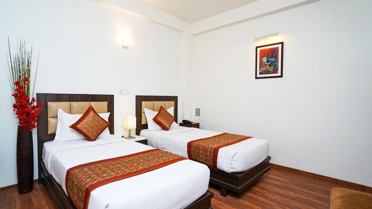 Pooja Palace Hotel New Delhi