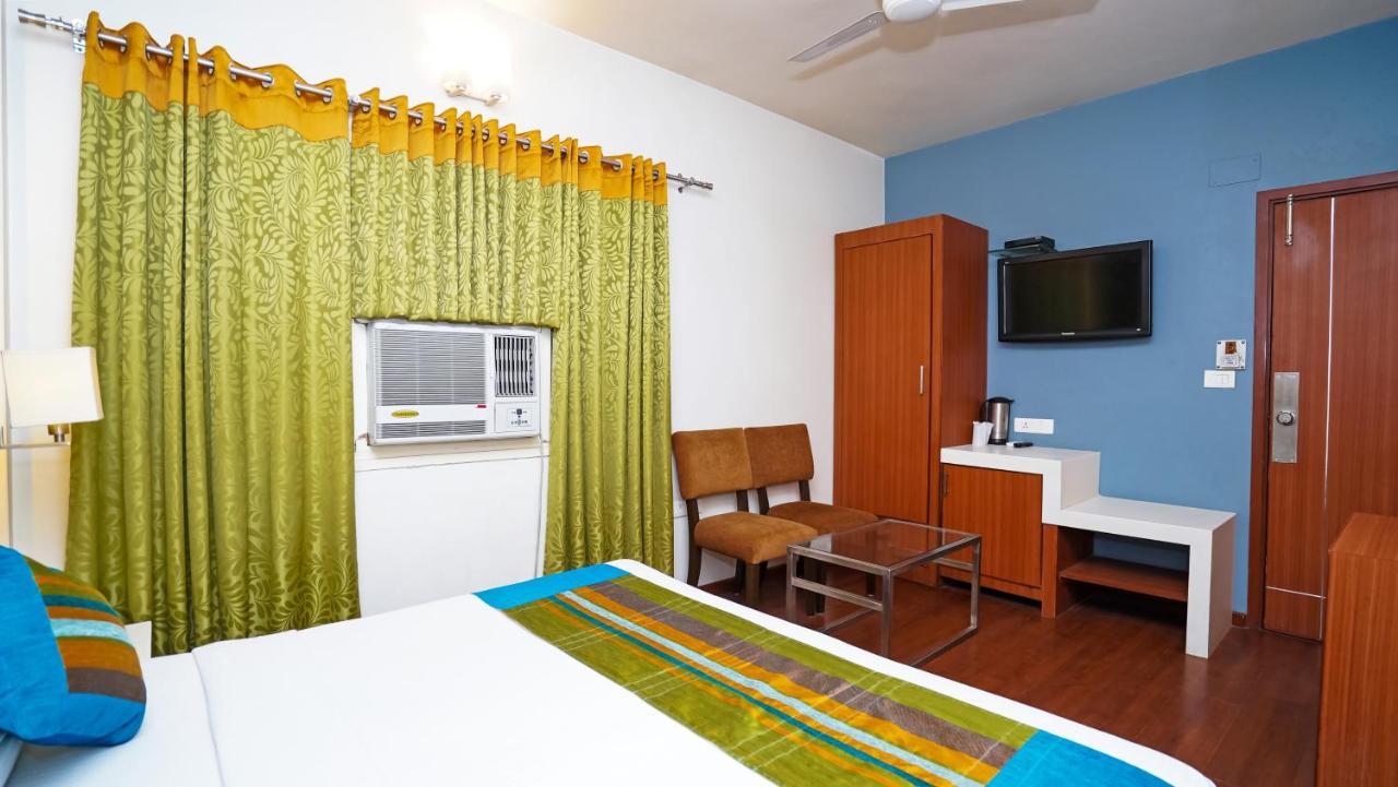Hotel Pooja Palace 3*