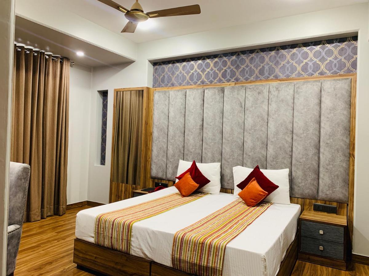 Hotel Sunstar Grand Delhi (National Capital Territory of India)