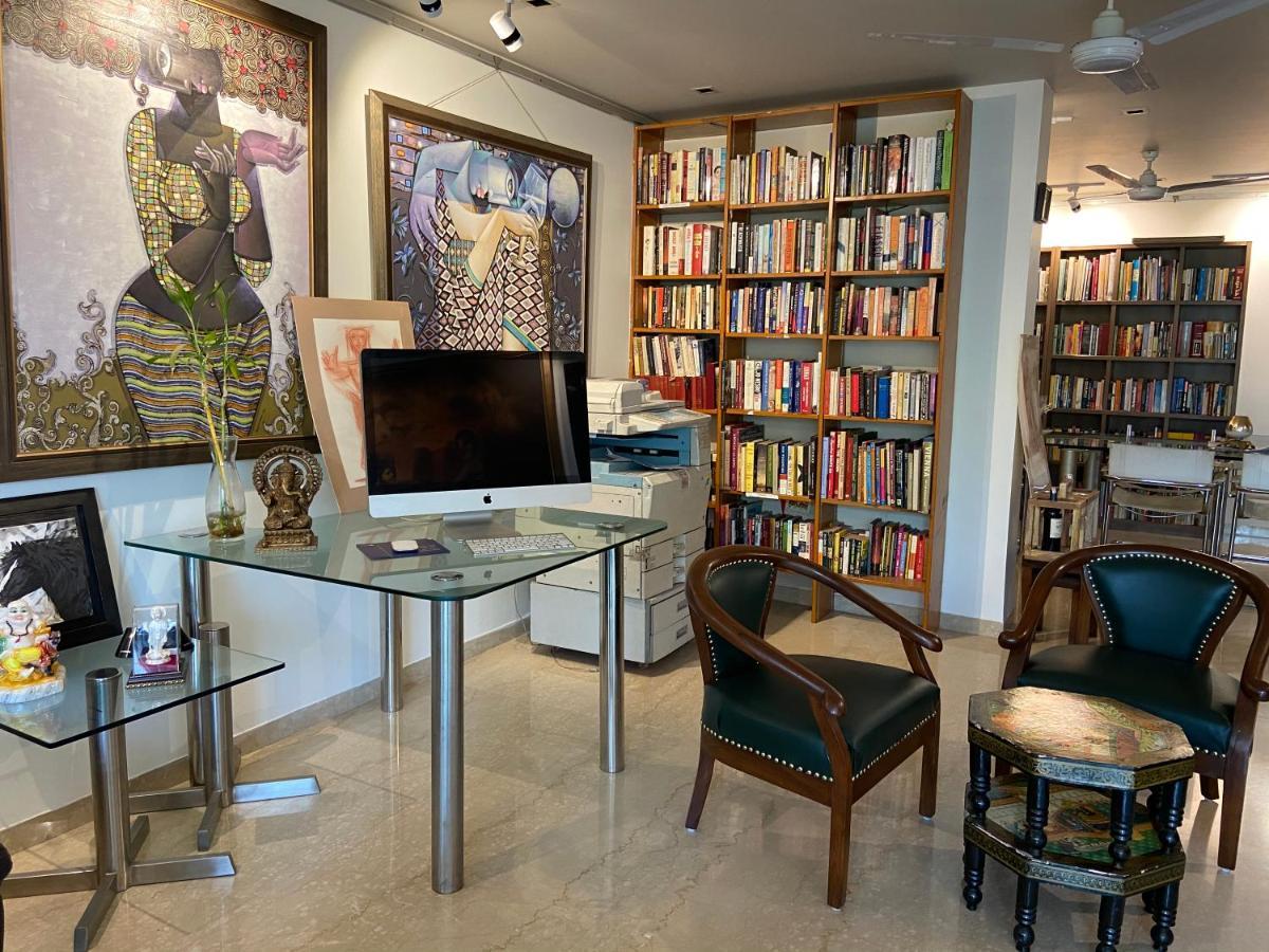Art House Vasant Vihar Acomodação com café da manhã  *