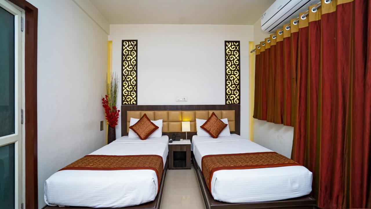 Pooja Palace Hotel New Delhi