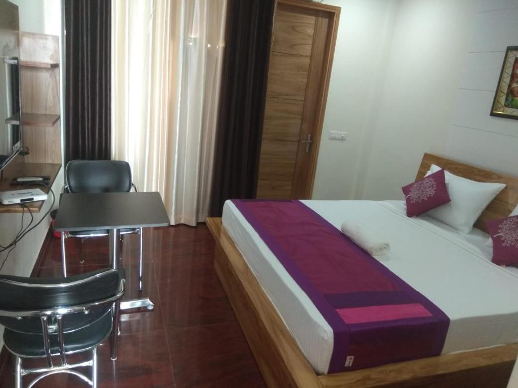 Kundan Plaza Jasola Hotel 3*