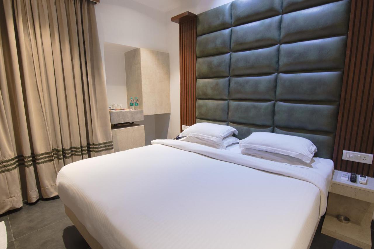 Sri Nanak Continental Hotel 3*