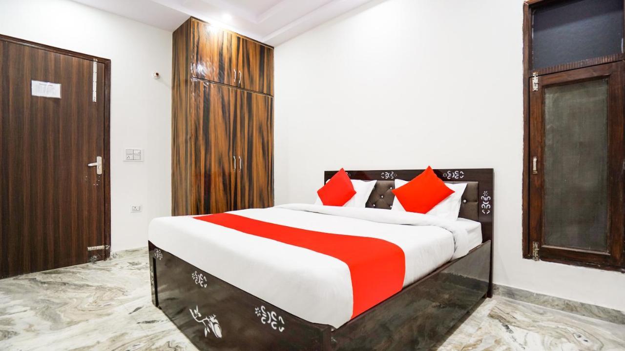 Oyo 67278 Metro Hotel New Delhi