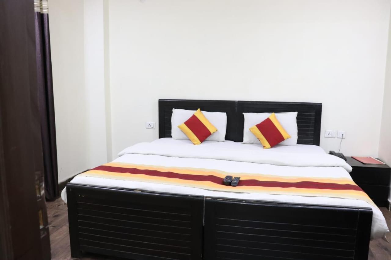 Kundan Plaza Jasola Hotel