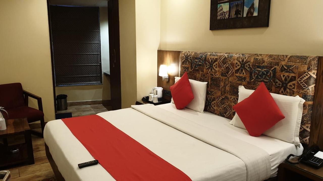 Staybook Nitya Maharani Free Airport Pickup Hotel New Delhi