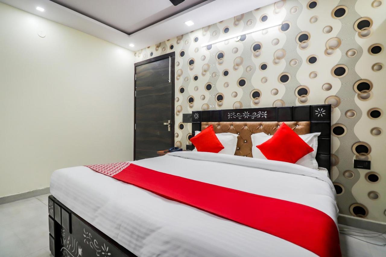Oyo Flagship 64184 Moody Moon Residency 3* New Delhi