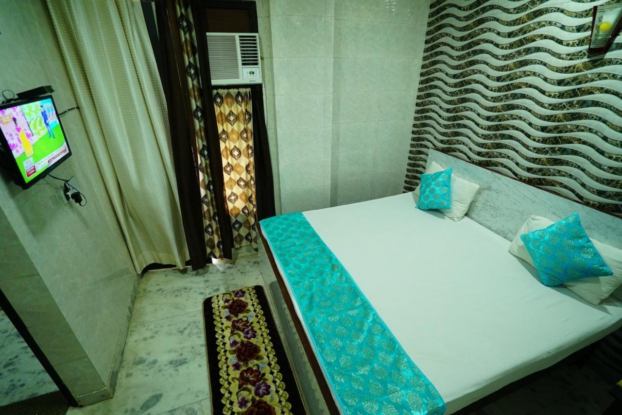 Hotel New Rajdhani - Couple Friendly Stays New Delhi