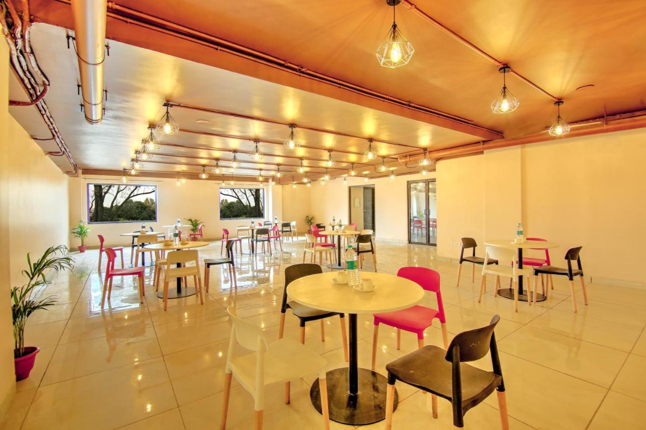 Artisan Hotel