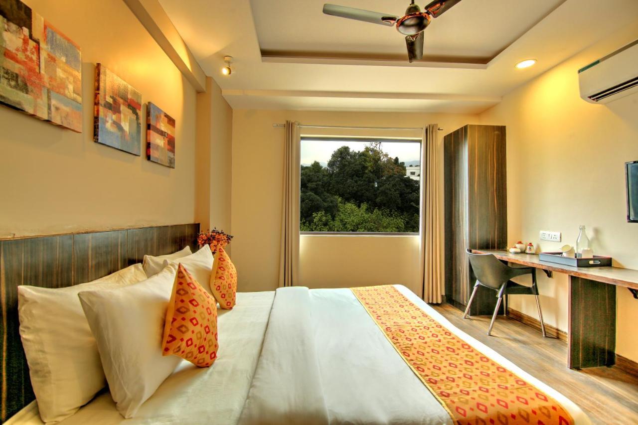Artisan Hotel 3*