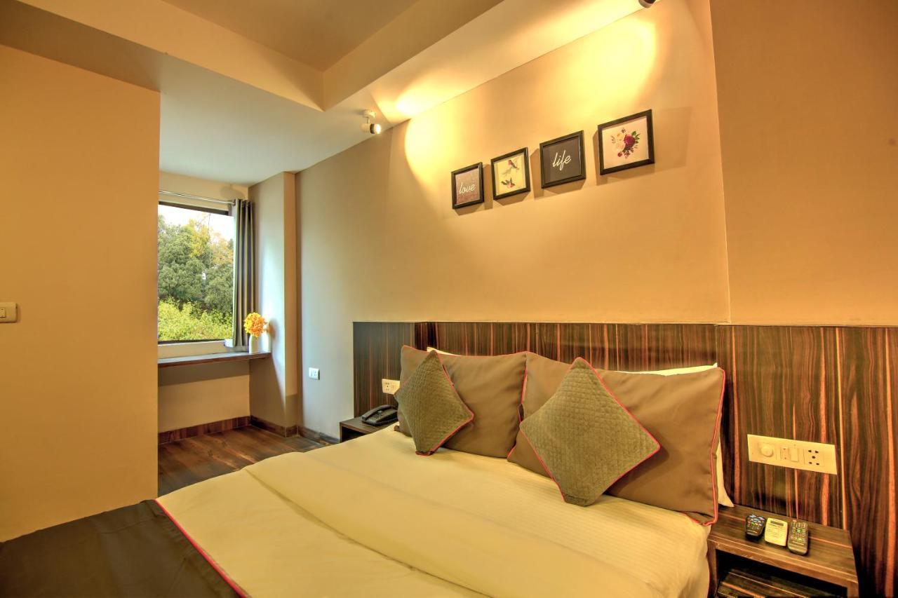 Artisan 3* New Delhi