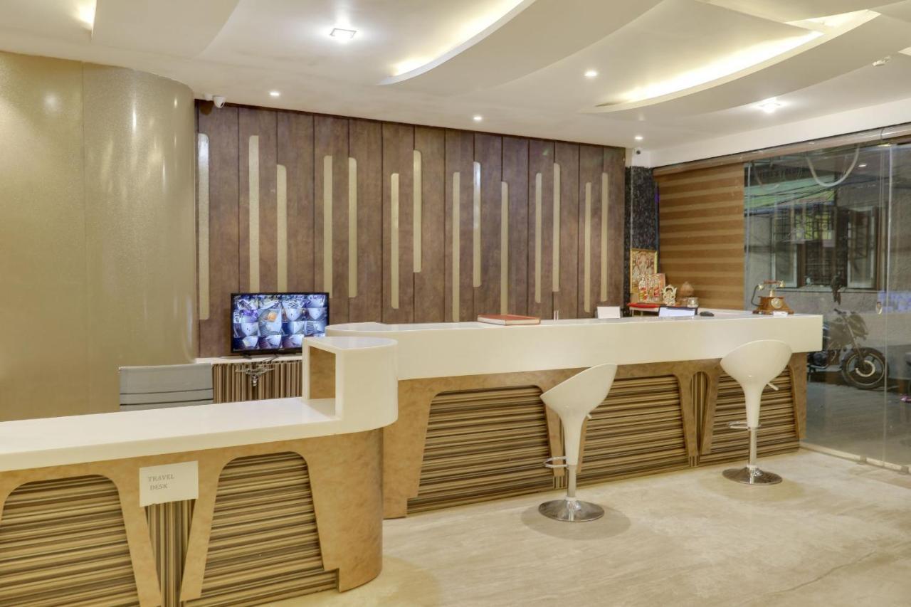 York Legacy -3 Minutes Walk From Railway Station 'the 5 Star Ambience' Newly Built Hotel Nova Deli