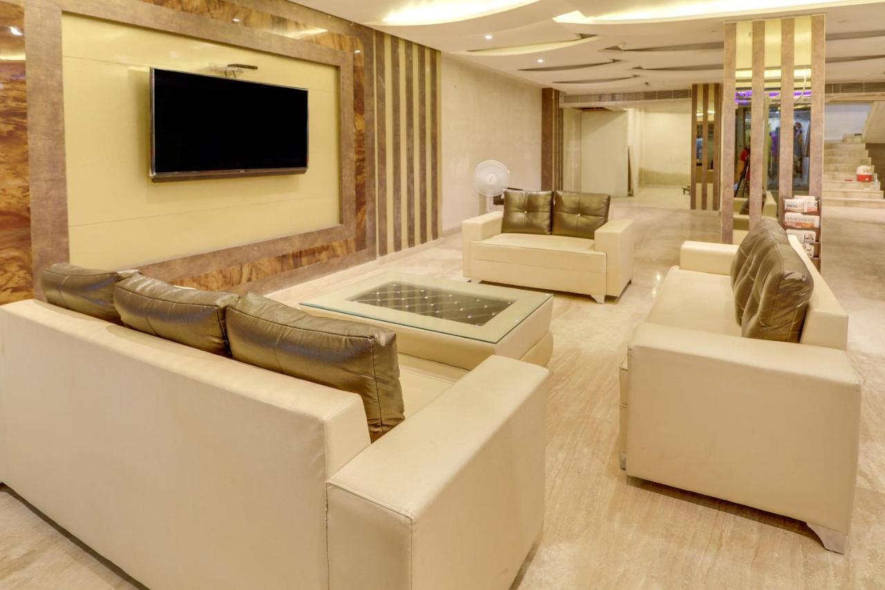 York Legacy -3 Minutes Walk From Railway Station 'the 5 Star Ambience' Newly Built