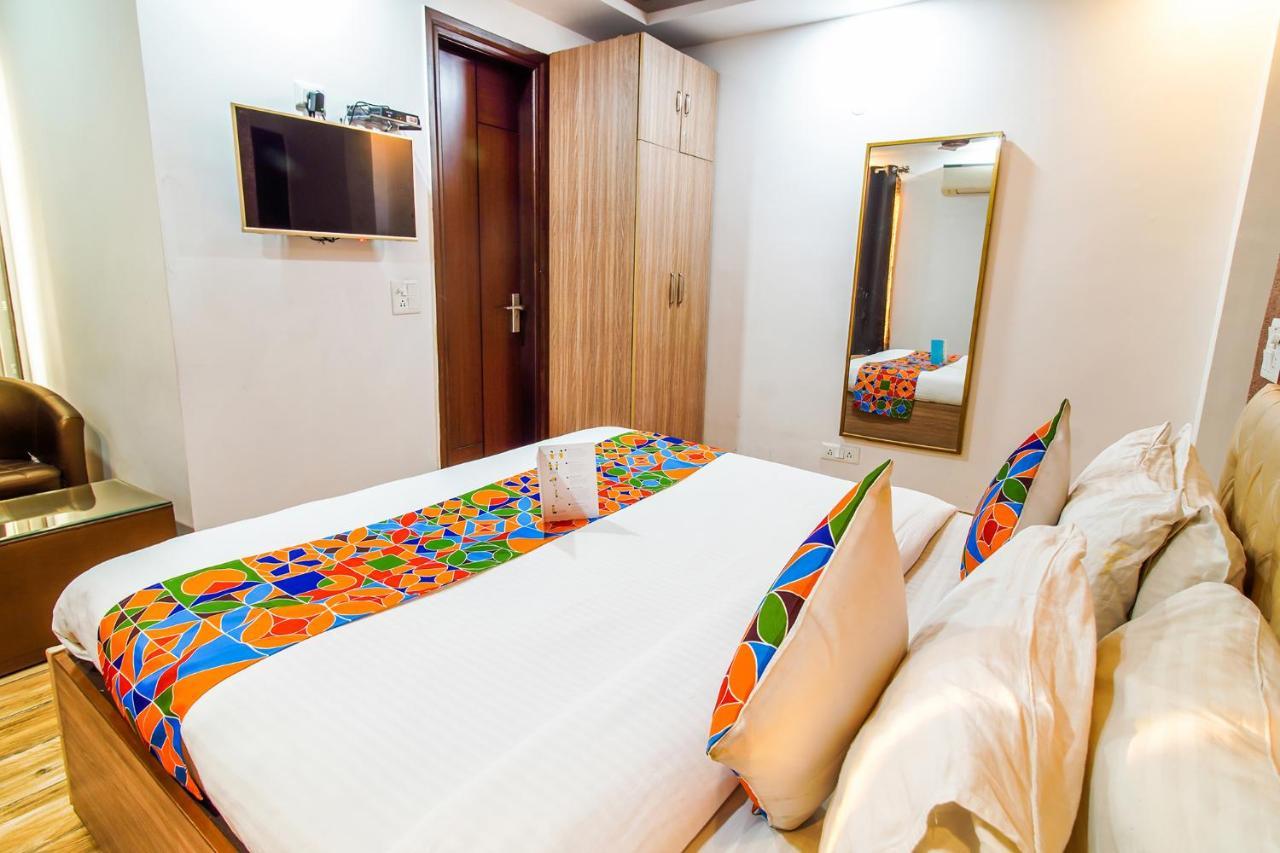 Royal Comfort Castle Hotel New Delhi