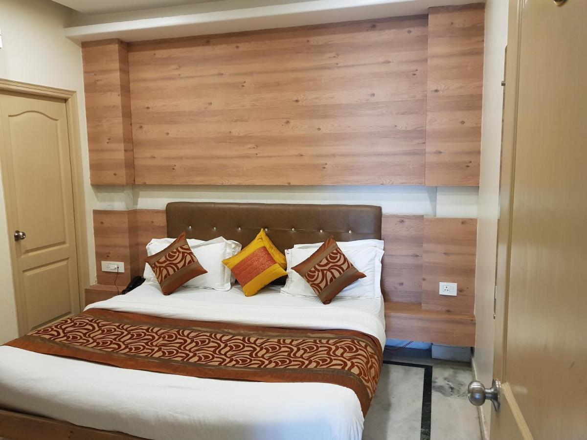 Klick International Hotel 3*