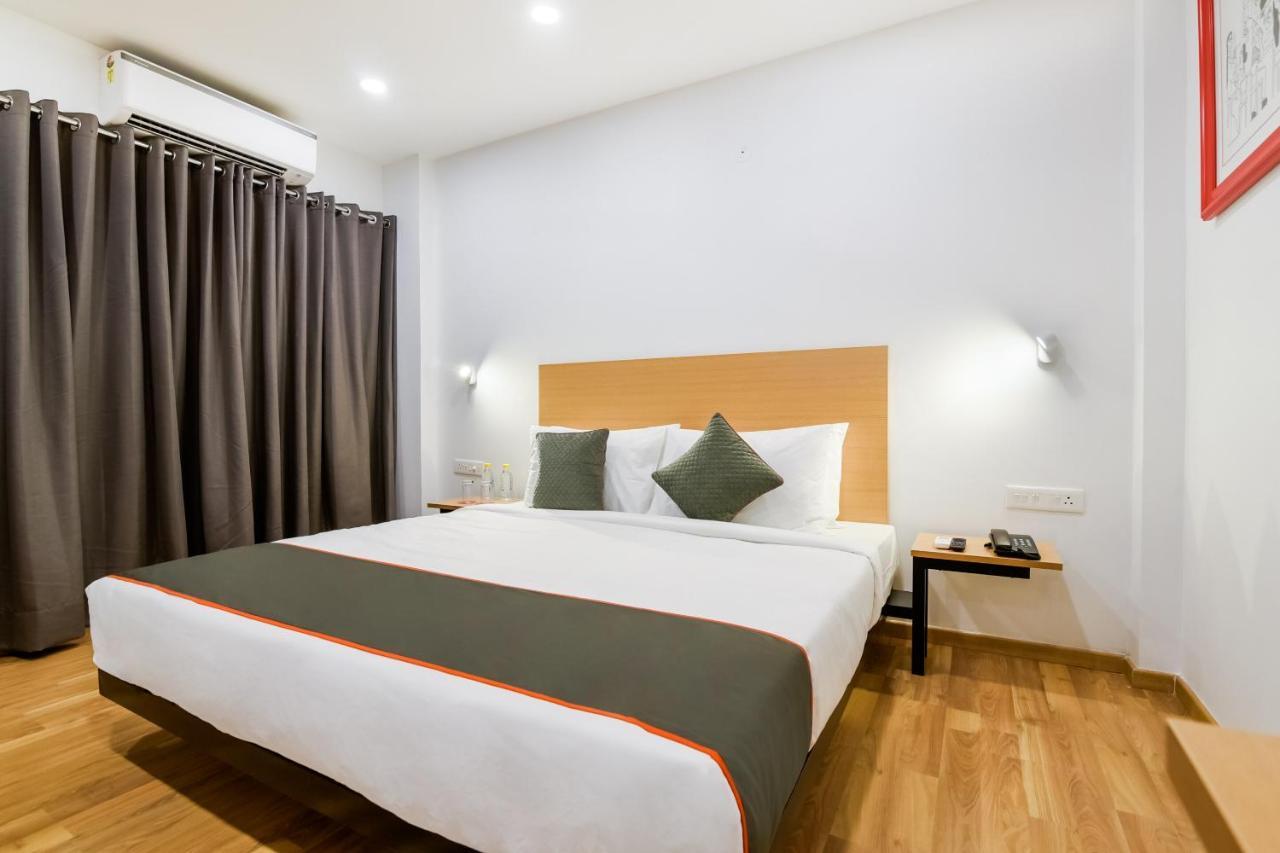 Hotel Saffron Gold Nova Deli