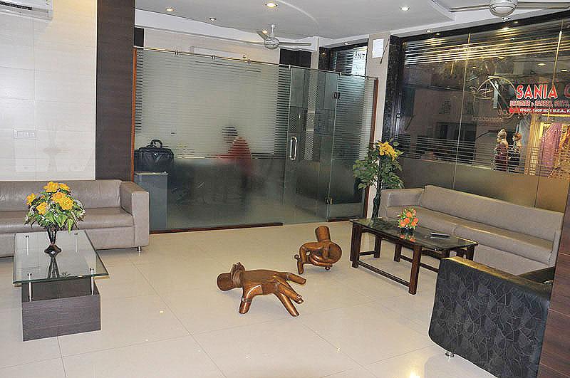 Hotel Sky Rich International - 05 Mins From Karol Bagh Metro Station 4*