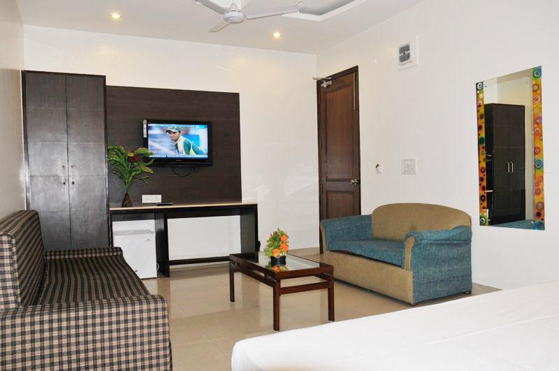 Hotel Sky Rich International - 05 Mins From Karol Bagh Metro Station Delhi (National Capital Territory of India)