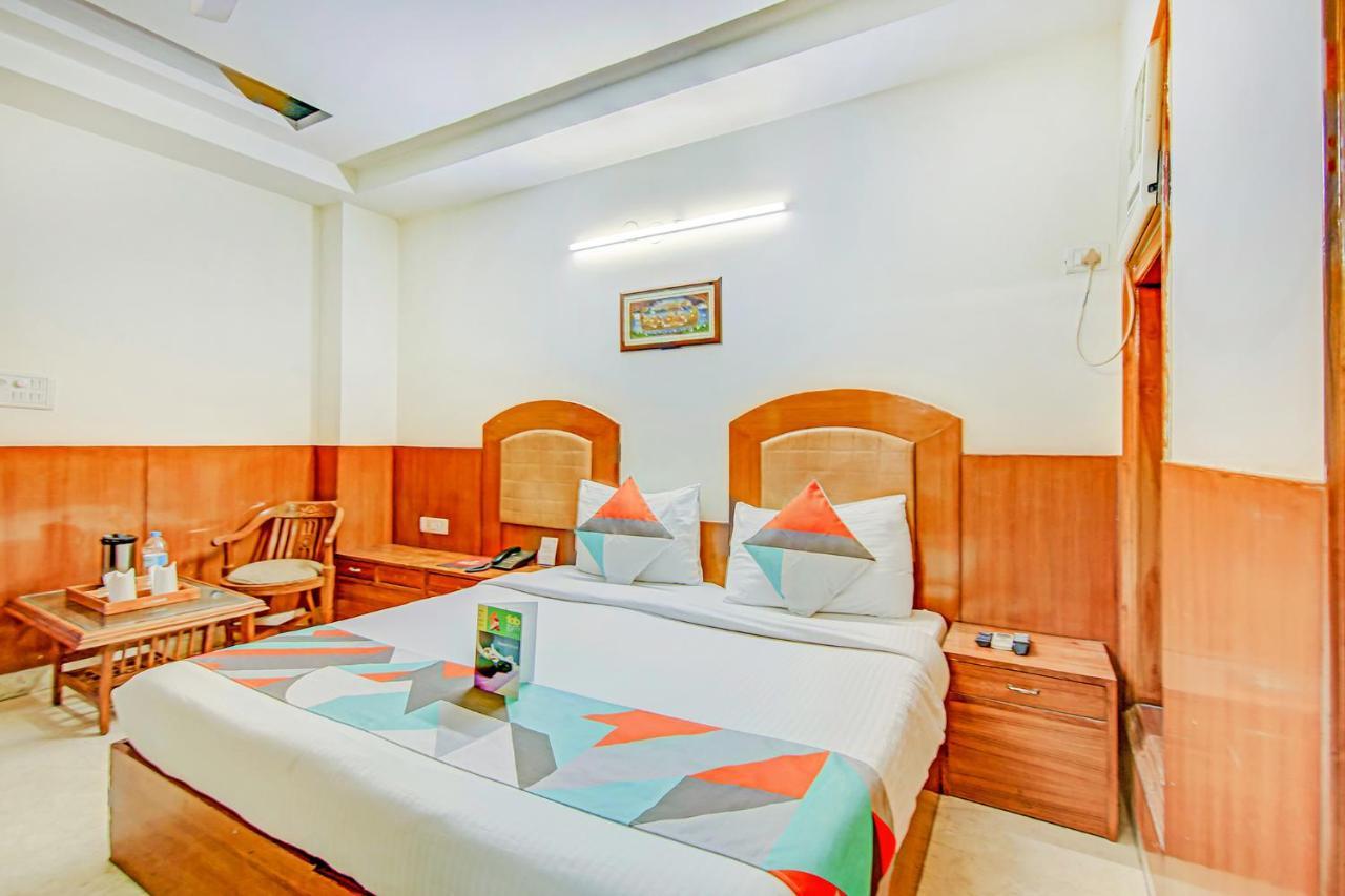 Apra Deluxe Hotel Nova Deli