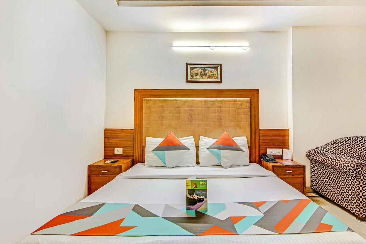 Hotel Apra Deluxe Nova Deli