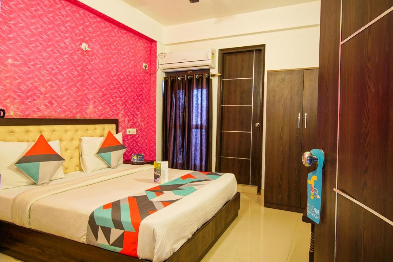 Fabexpress Tp Near Igi Airport Hotel 3*