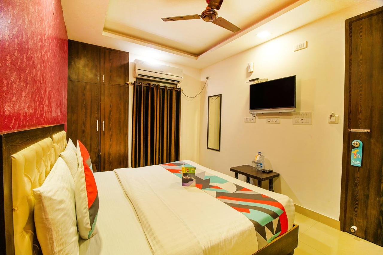 Hotel Fabexpress Tp Near Igi Airport New Delhi