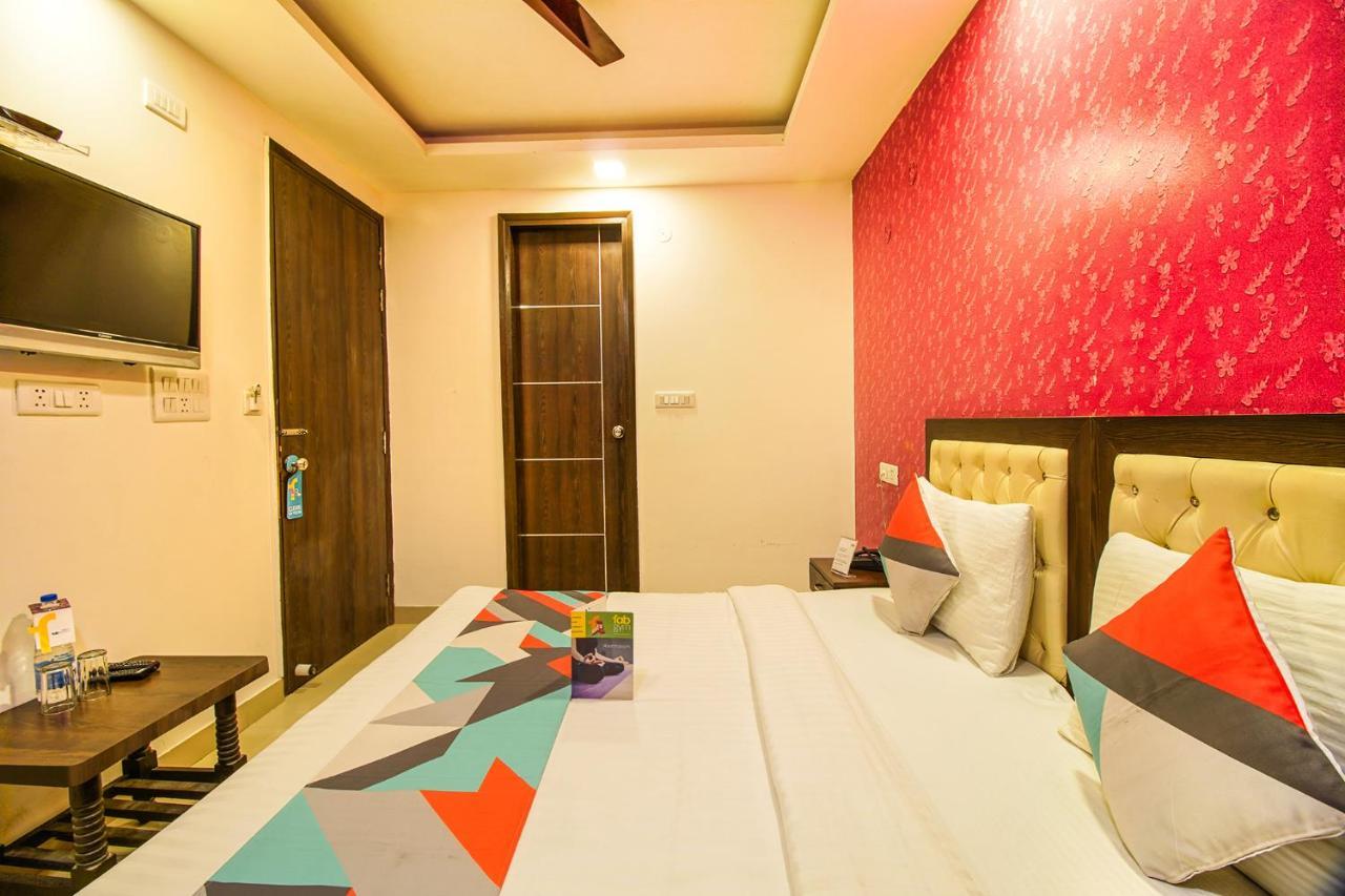 Fabexpress Tp Near Igi Airport Hotel 3*
