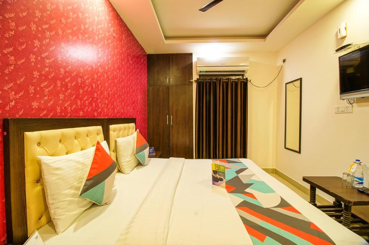 Fabexpress Tp Near Igi Airport Hotel 3*