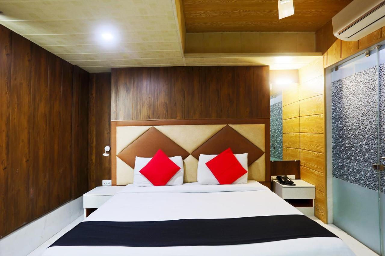 Hotel Capital O 23188 Glory New Delhi