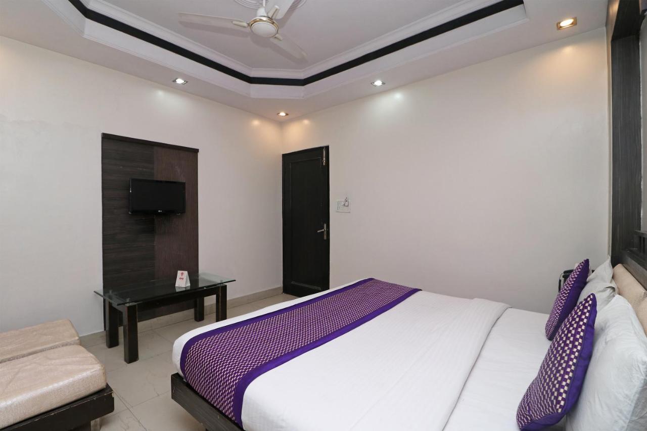 India Palace Hotel New Delhi