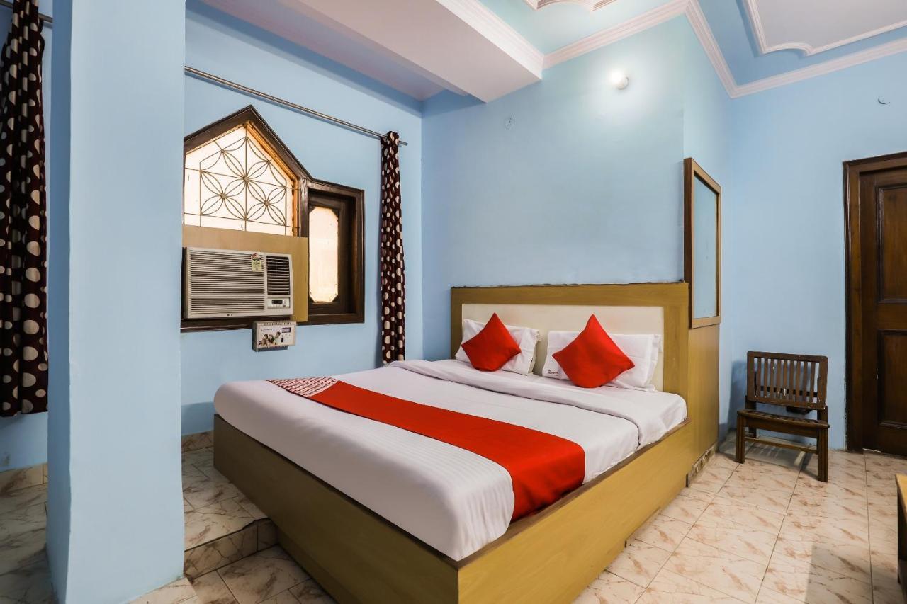 Hotel Oyo 69602 Raj Hans Dx 3*